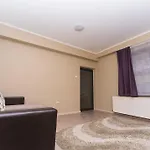 بيت شباب Nelana *