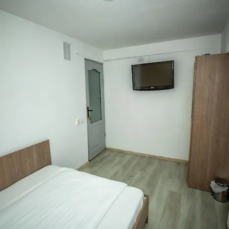 Nelana * كلوج-نابوكا