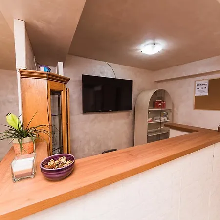 Nelana Ostello Cluj-Napoca