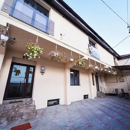 Nelana Hostel Kluž