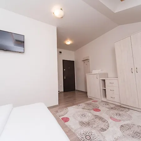 Nelana Hostel