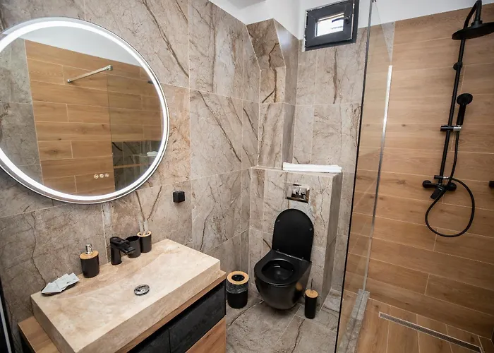 Nelana Κλουζ-Ναπόκα