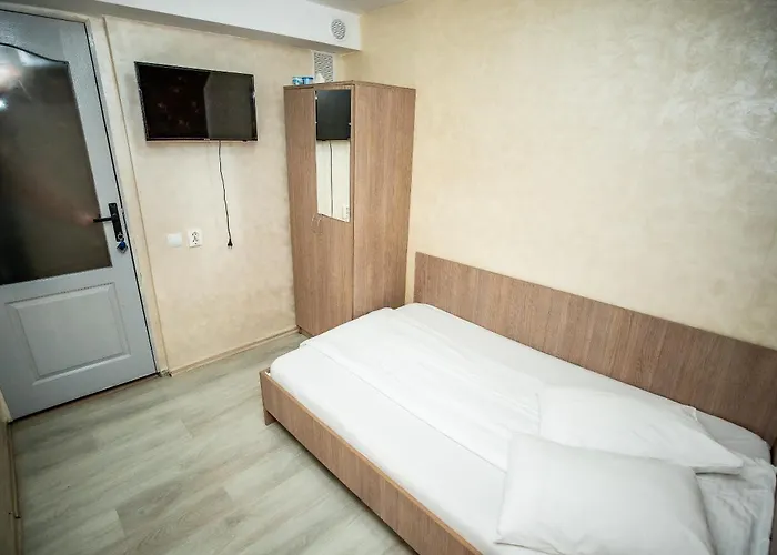 Hostel Nelana Κλουζ-Ναπόκα